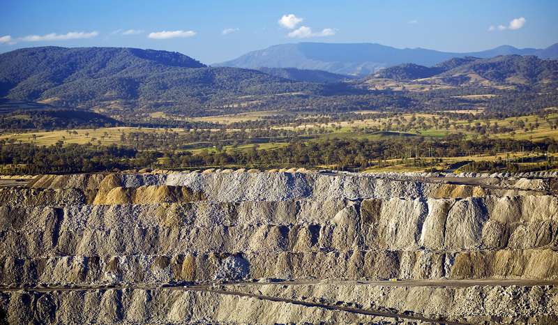 Důl v Austrálii zaměstná 5000 lidí