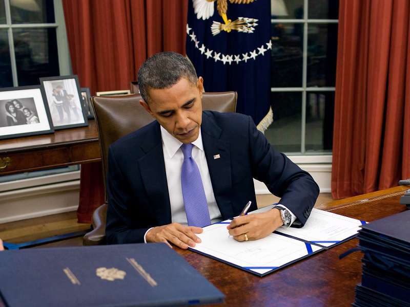 Protiuhelná politika vyvolává napětí a prezident Obama již čelí několika žalobám. Foto: wikipedia.com