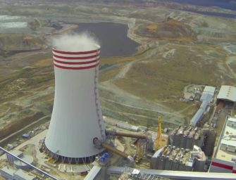 Elektrárna Adularya stála Česko 12 miliard
