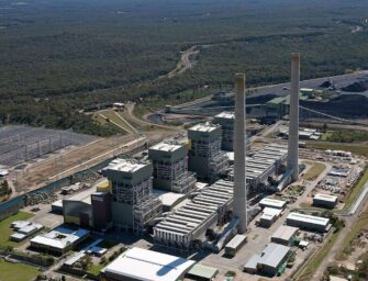 Austrálie chce rychlé opravy uhelných elektráren